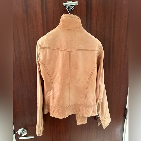 Camel 100% leather jacket by Ted Baker - Picture 3 of 16